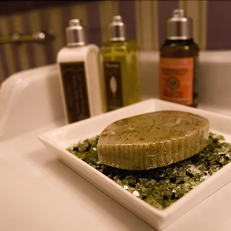 Teichnersuite Πανσιόν 4*